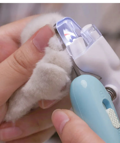 LED Pet Nail Clippers – Safe & Precise Grooming for Dogs & Cats